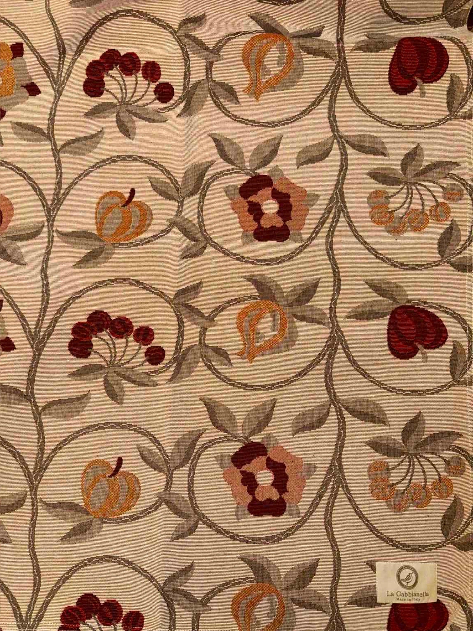 Quattro Stagioni fiori rossi e gialli - La Gabbianella Venezia